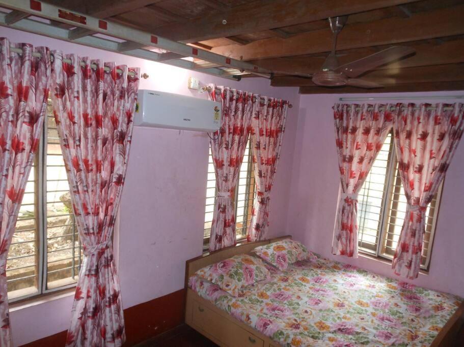 Runnin Airport - Homestay Gurpur Bagian luar foto